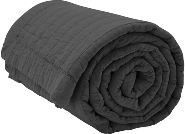 Magnhild, Gewatteerde sprei, coal, 160x280 cm